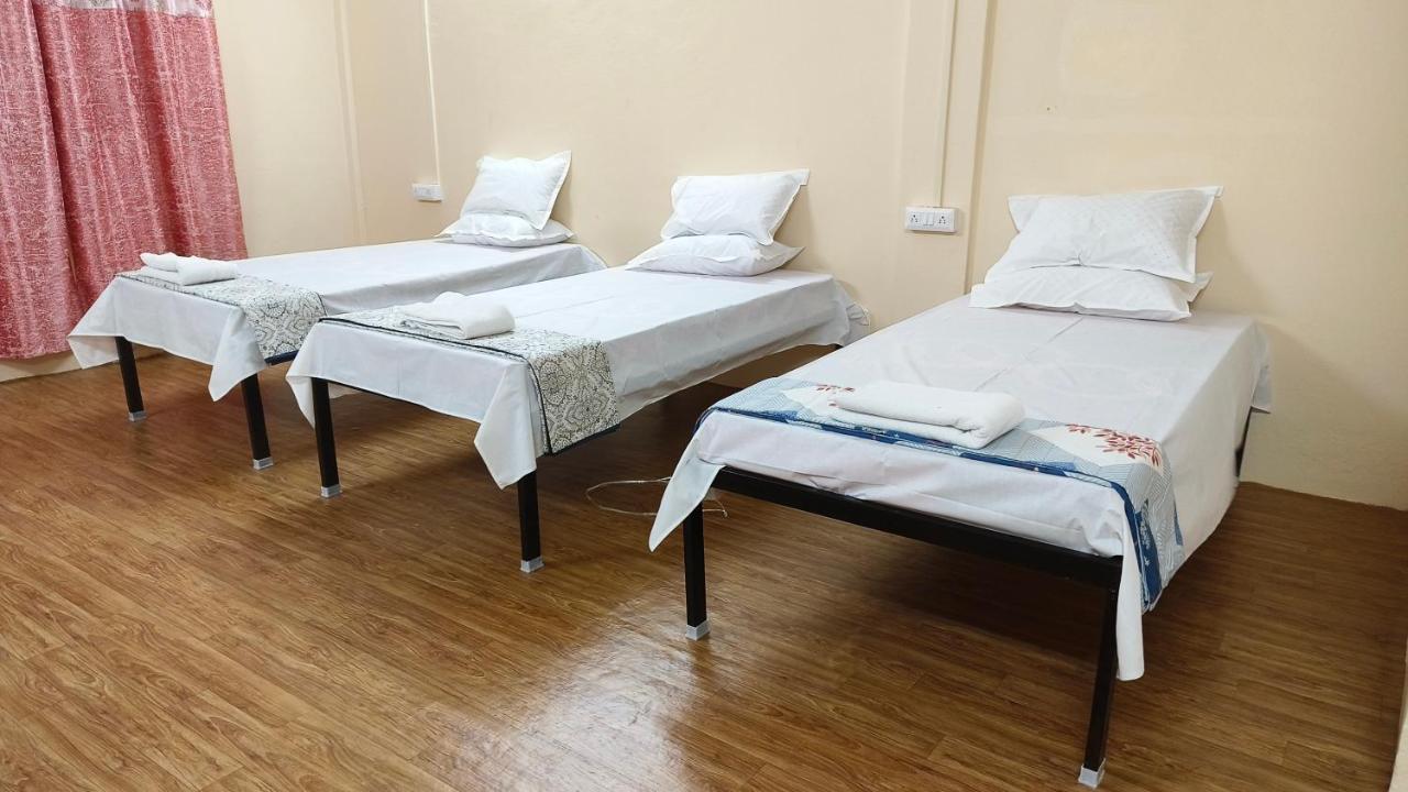Nain Guest House Ujjain Ngoại thất bức ảnh