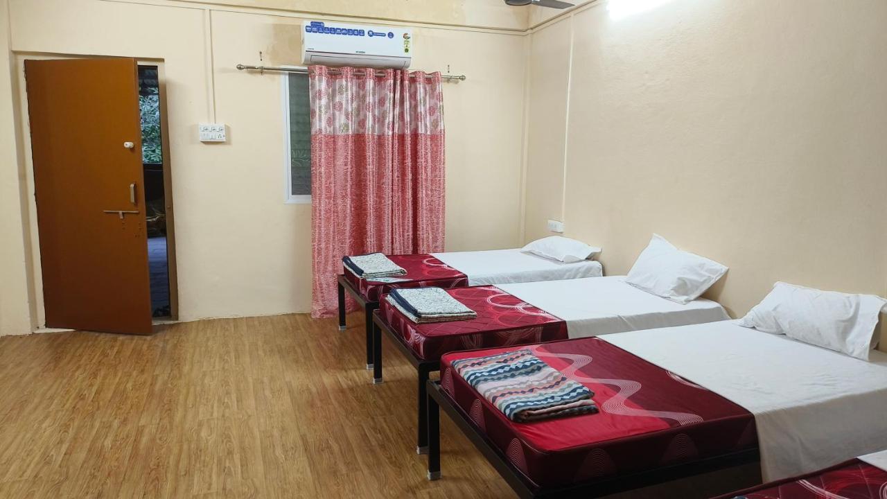 Nain Guest House Ujjain Ngoại thất bức ảnh