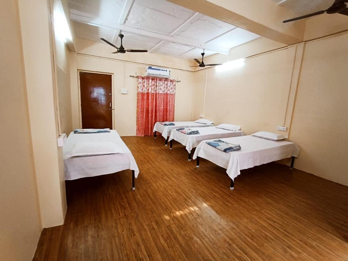 Nain Guest House Ujjain Ngoại thất bức ảnh